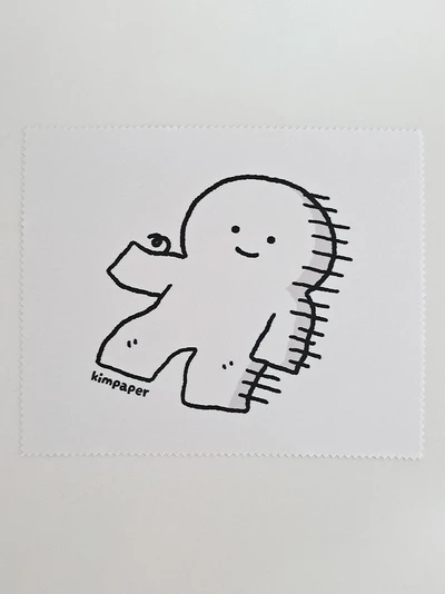 [안경닦이] 낡은 종이인간