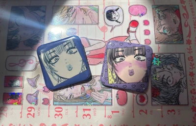 파랑 뽀뽀 핀버튼과 보라하트뽀뽀 핀버튼