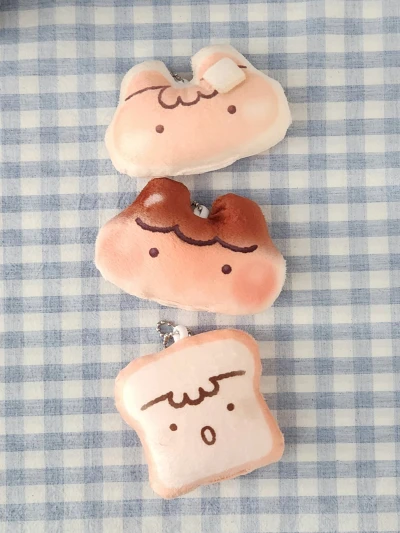 [말랑앤뚠뚠] 빵쿠션 키링 (3종)