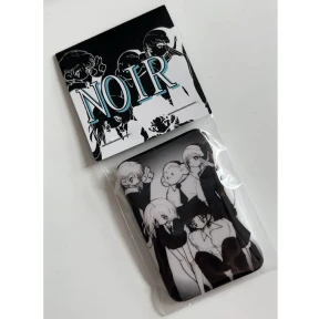 누아르 아이돌즈 핀버튼